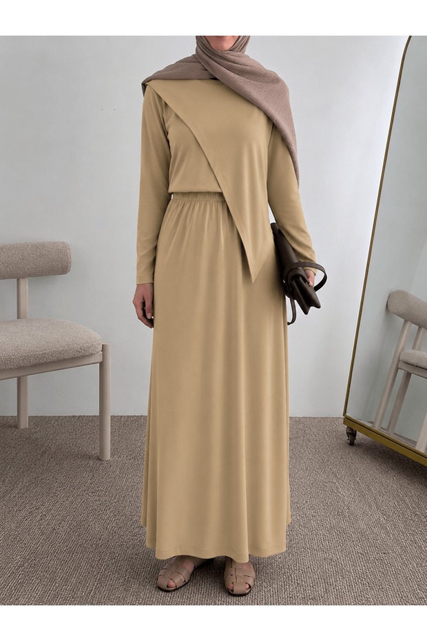 Asymmetrical Cut Sandy Skirt Set - Mg - Cream