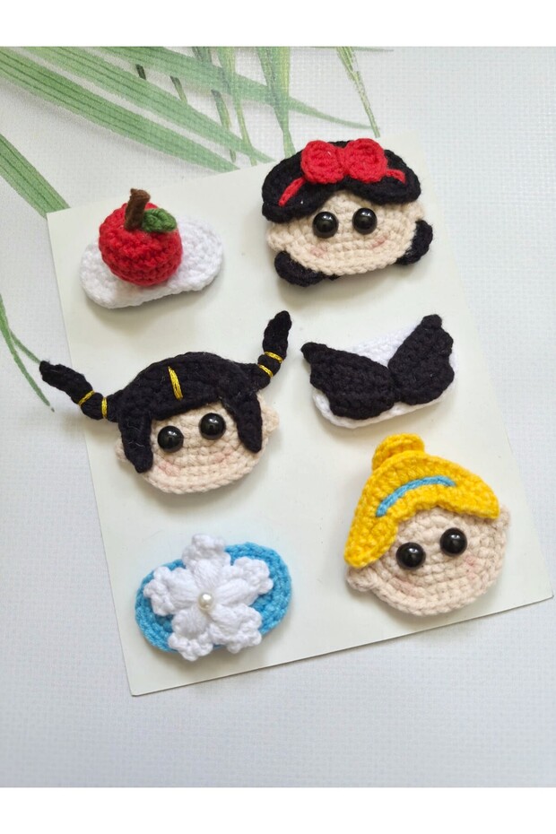 Handmade Fairy Tale Princess Themed Newborn Baby Photo Shoot Accessories Handmade Artistic Baby Hairpin with Little Hair 6-Piece Hairless Baby Hairpin Birth Gift