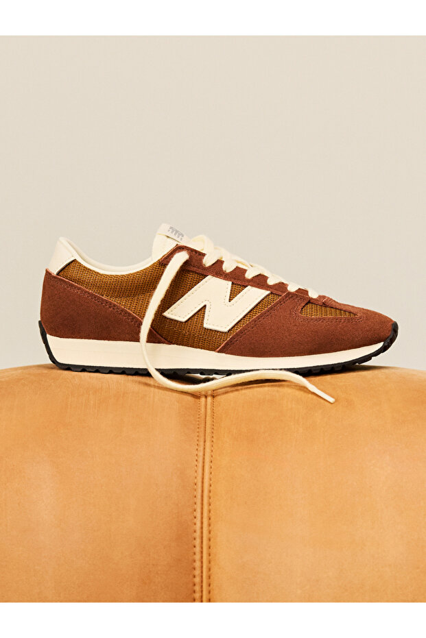 Brown 471 Sneakers