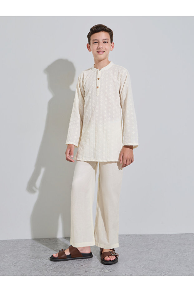 Teen Boys Embroidered Kurta and Solid Pants Set