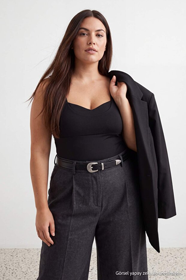 Siyah Tok Kumaş Kalın Askılı Çıt Çıtlı Örme Büyük Beden Body TBBAW27CS00029