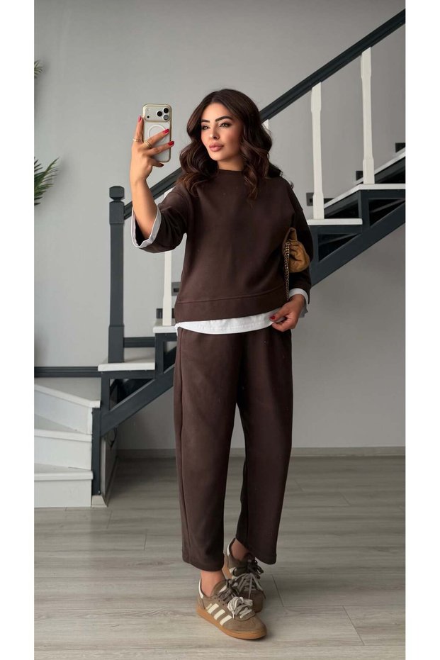Bitter Brown Contrast T-Shirt Detailed Knitted Set