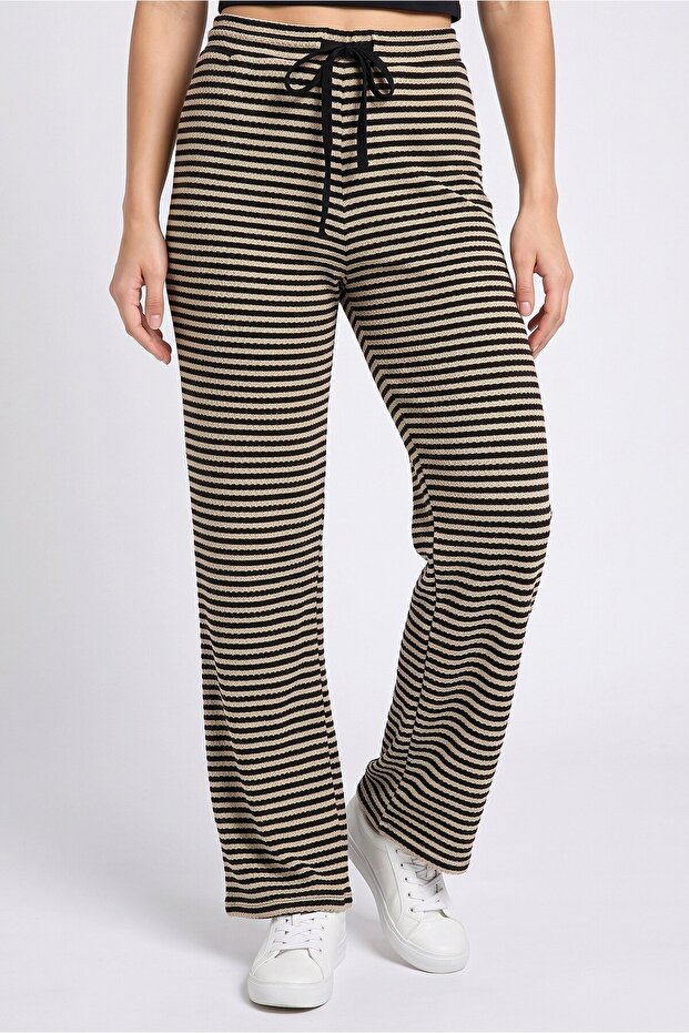 Women Regular Fit Stripe Wide Leg Pants, Multicolor