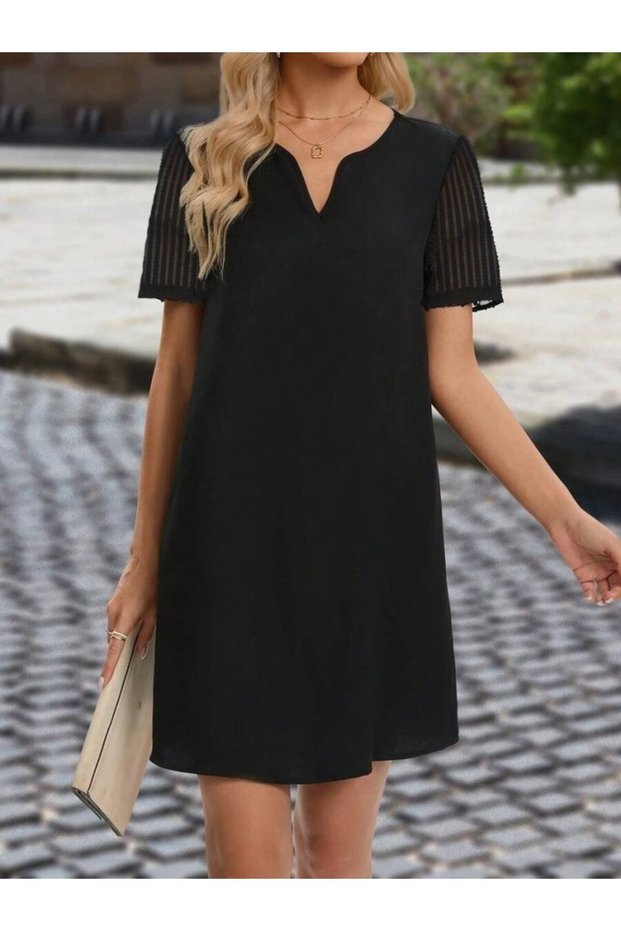 Women's Black Notched V-Neck Tulle Detailed Short Sleeve Straight Cut Casual Mini Dress