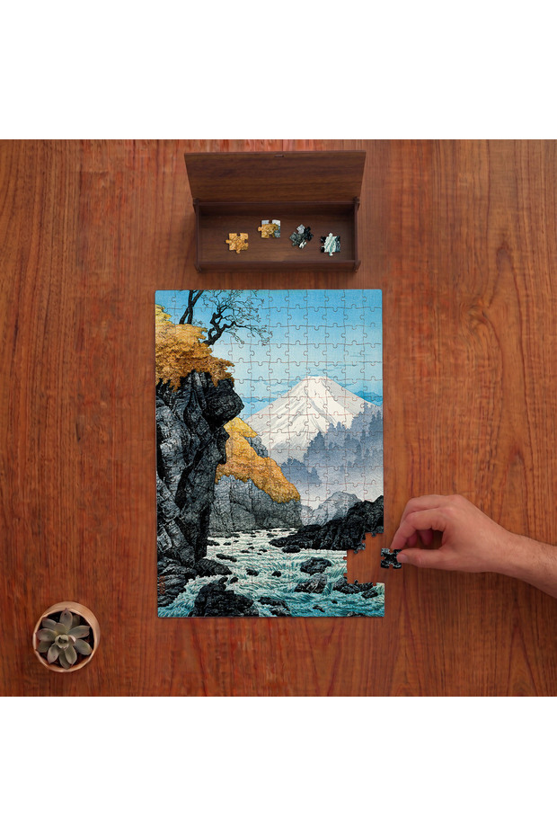 Mount Ashitaka - Design by Hiroaki Takahashi 240 Piece Wooden Puzzle in Wooden Box Pd01103