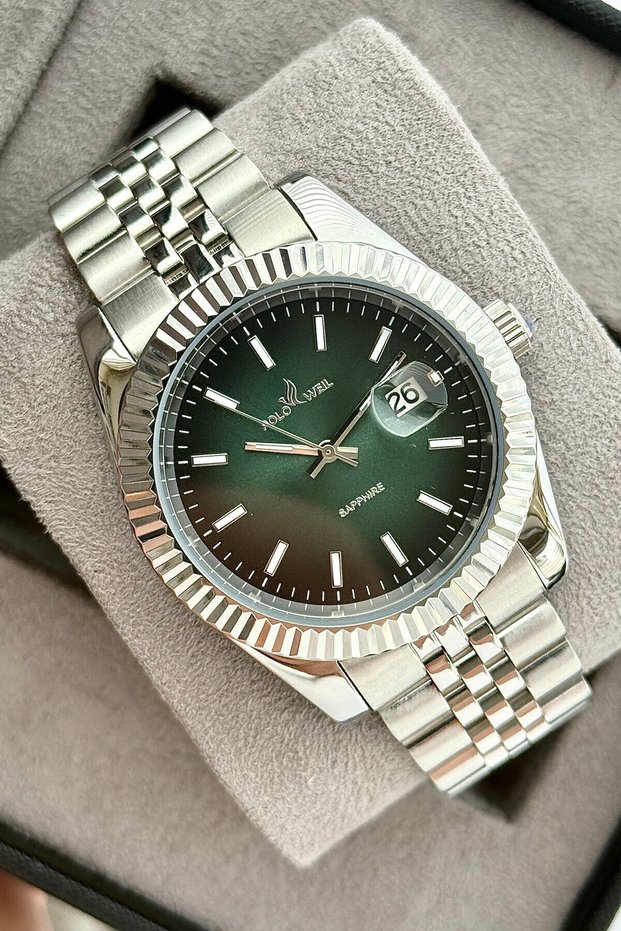 Pl003M Men's Wristwatch with Steel Strap