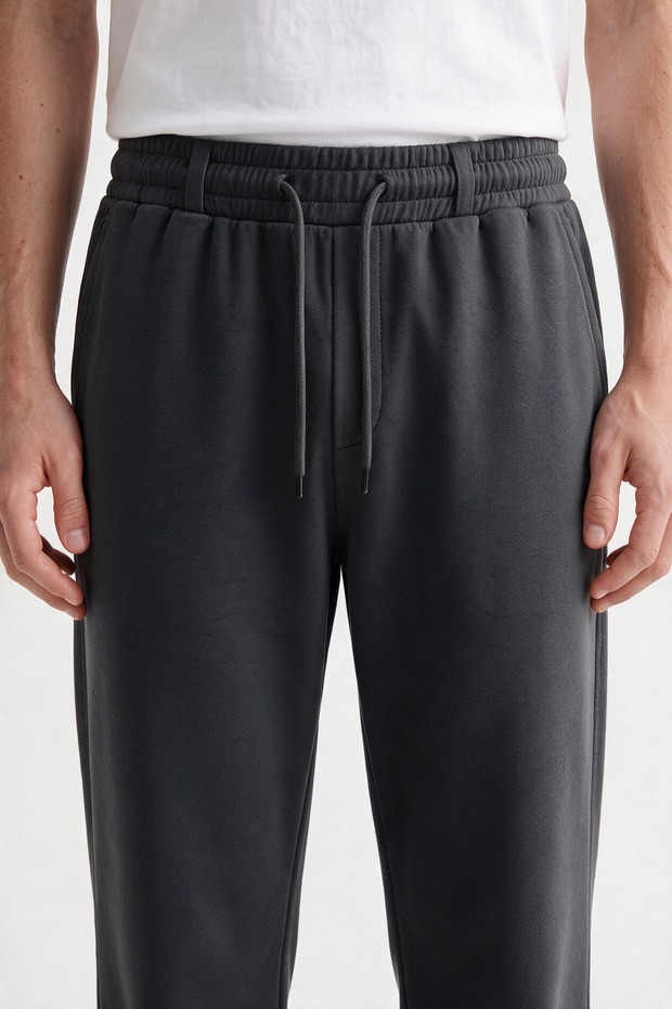 Men's Jogger Pants with Elastic Waist, Lycra, Regular Fit