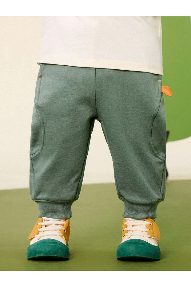 Pantaloni, kaki