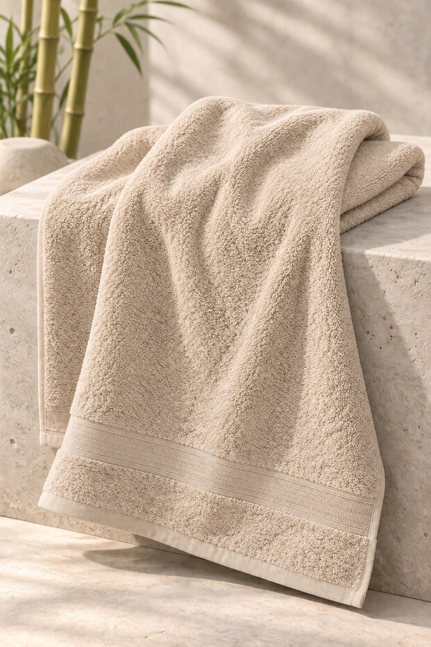 Elegant Bamboo Hand and Face Towel 50×90 cm – 70% Bamboo 30% Cotton