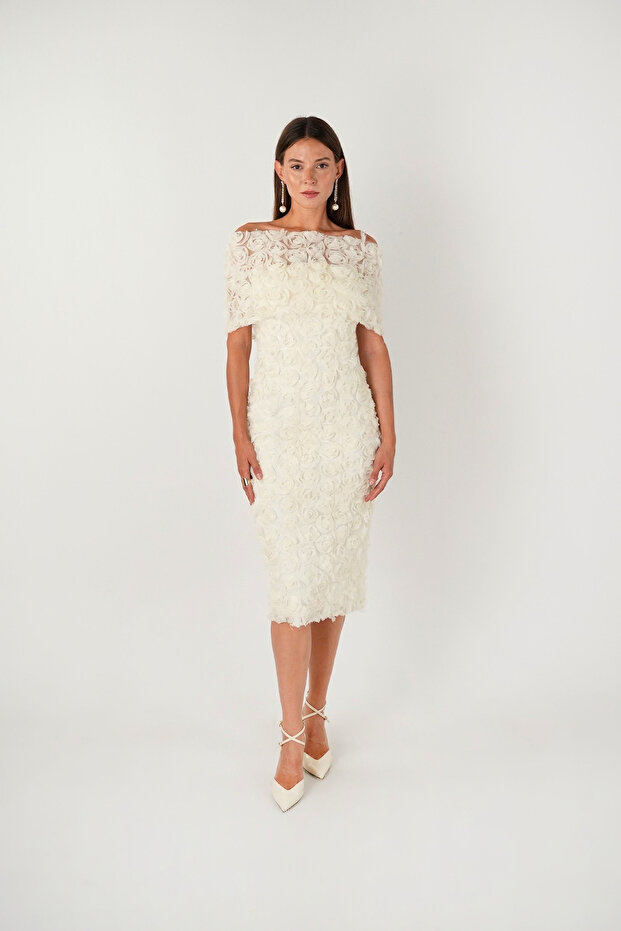 Three-Dimensional Fabric Bolero Detailed Pencil Dress - Cream