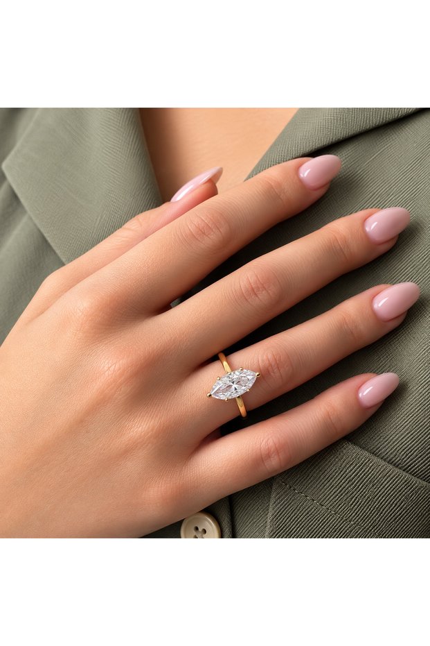 Zircon Stone Gold Shuttle Ring