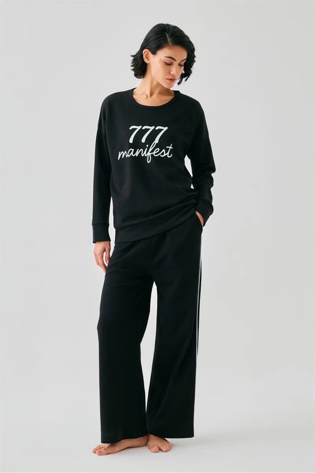 Women's Black Manifest Oversized 2 Thread Tracksuit Home Wear Set