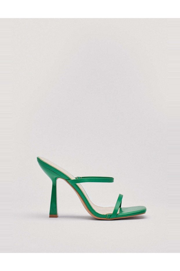 Heeled clogs, green