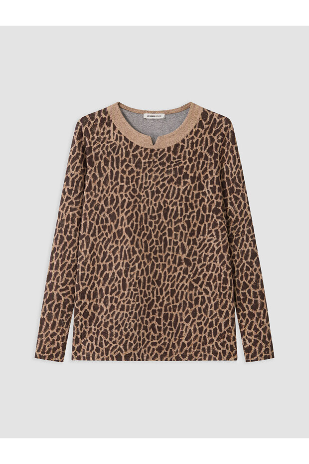 Esvab • Modern & Distinctive Leopard Embroidered Women's T-Shirt