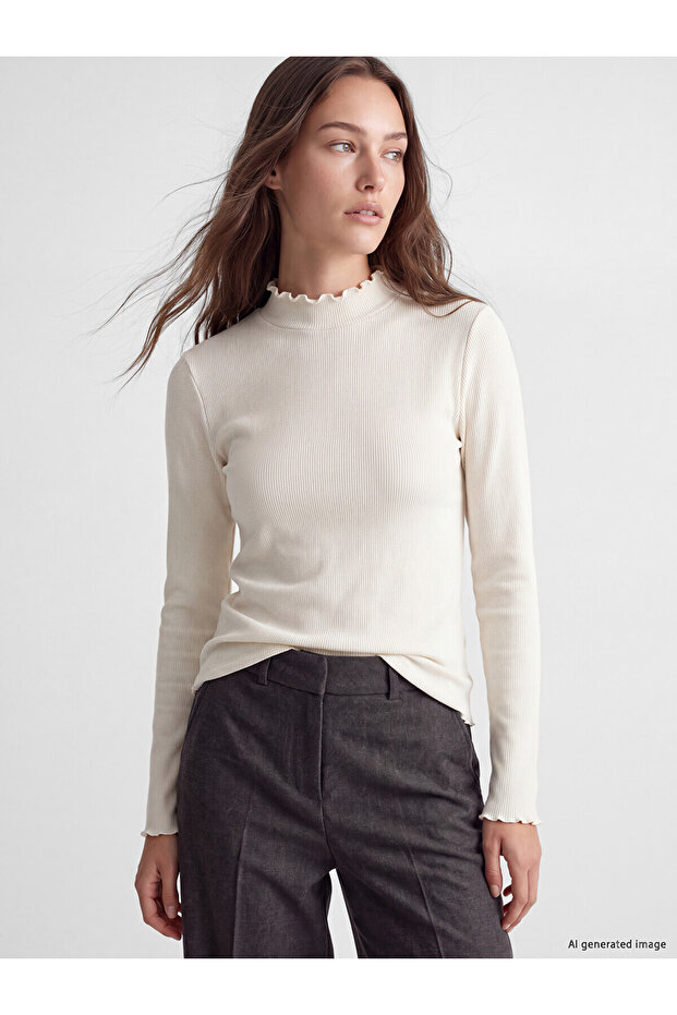 Two Mt Shop Quality Lcw Modest Ecru Camisole Plain Super Skinny & Extra Slim Long Sleeve Women's Bodysuit