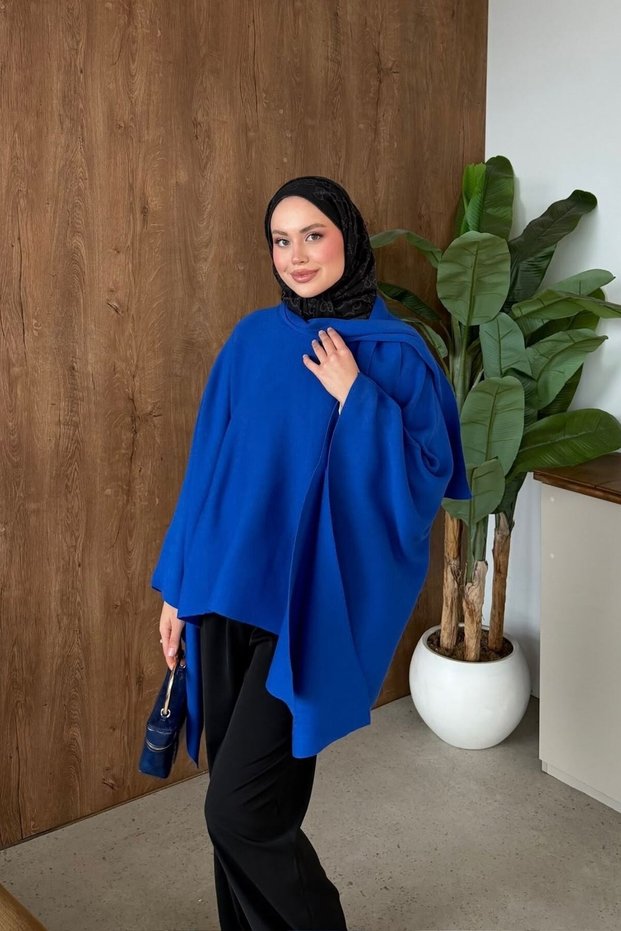 Zeyzey Poncho Saks