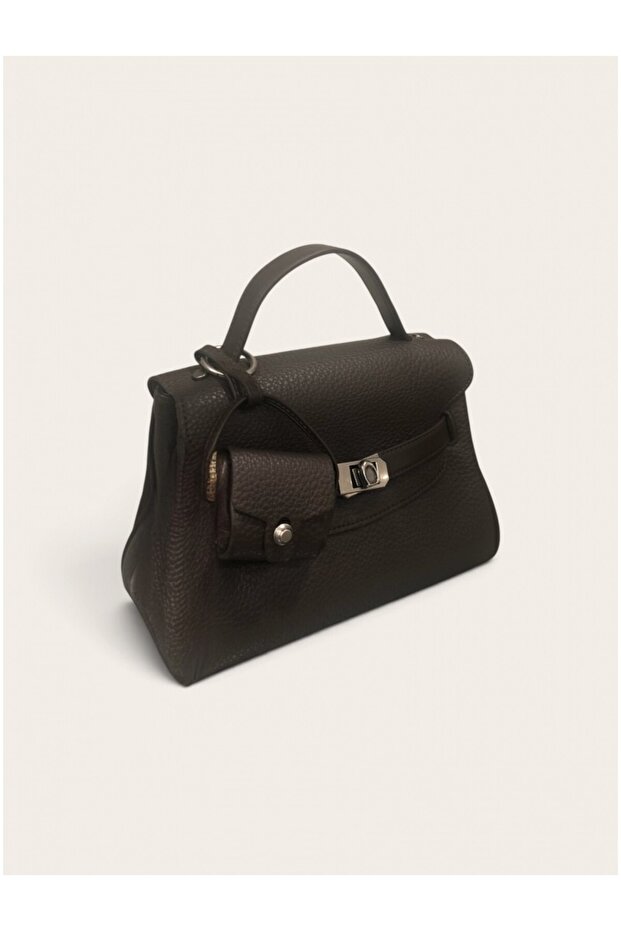 B38041 Shoulder Bag