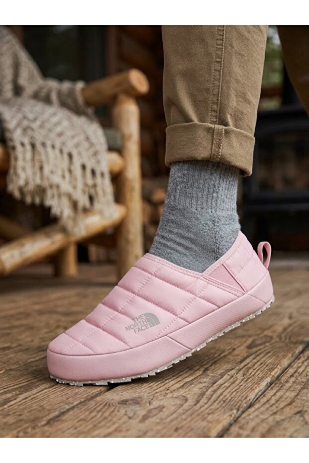 W Thermoball Traction Mule V Women's Outdoor Slippers Nf0A3V1H0Kh1 Pink