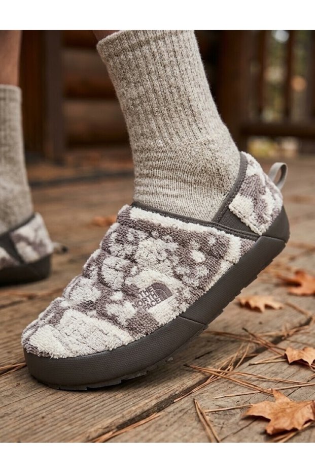 Thermoball Traction Mule Knit Unisex Outdoor Slippers Nf0A8G4F0K21 Colorful