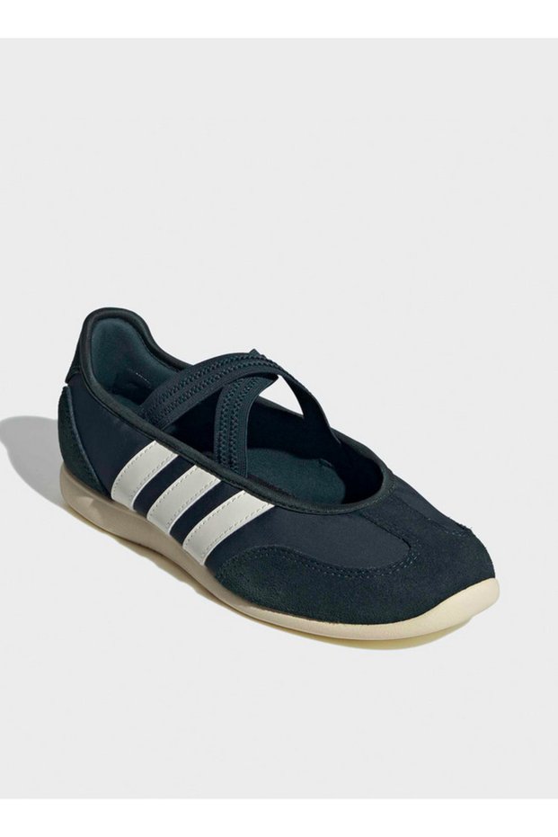 Women Barreda Slip-On Mary Jane Sneakers