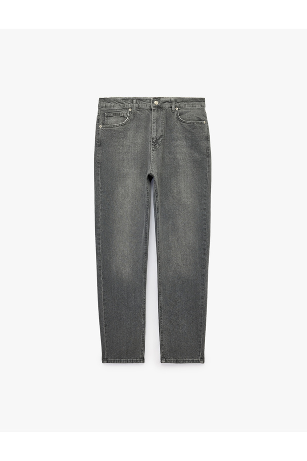 Normal Waist Five-Pocket Cotton Tapered Fit Jean Pants