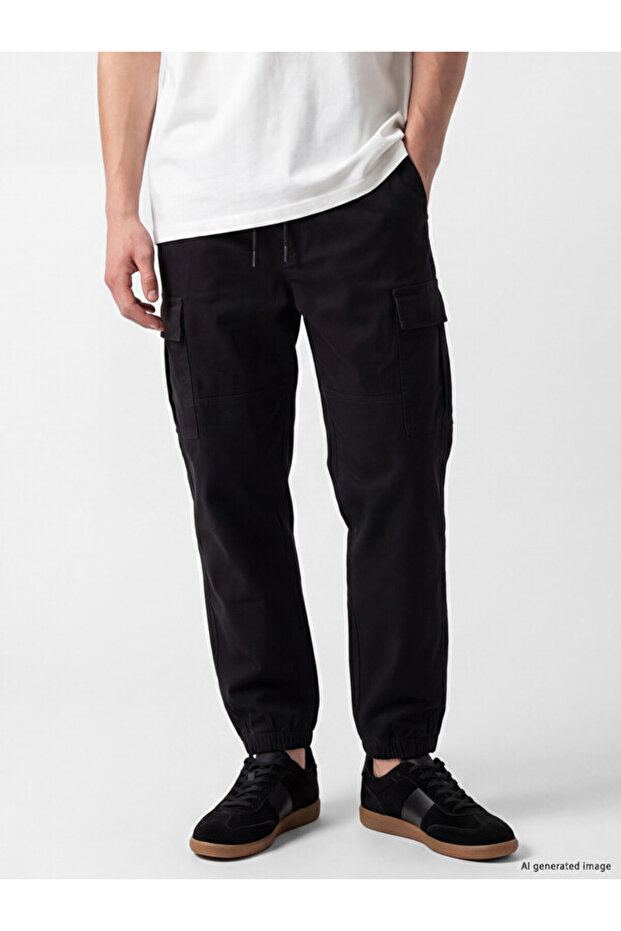 Esvab • Modern & Distinctive Standard Fit Gabardine Men's Cargo Pants