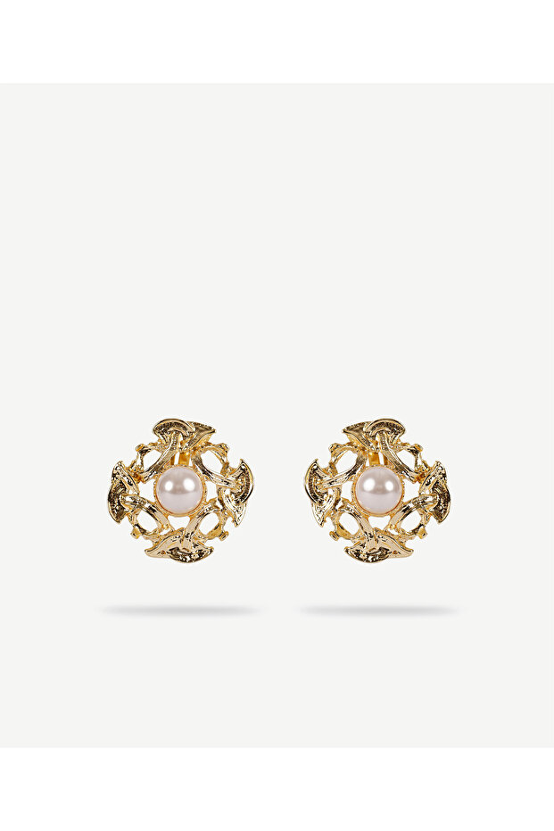 Pearl Detailed Gold Earrings