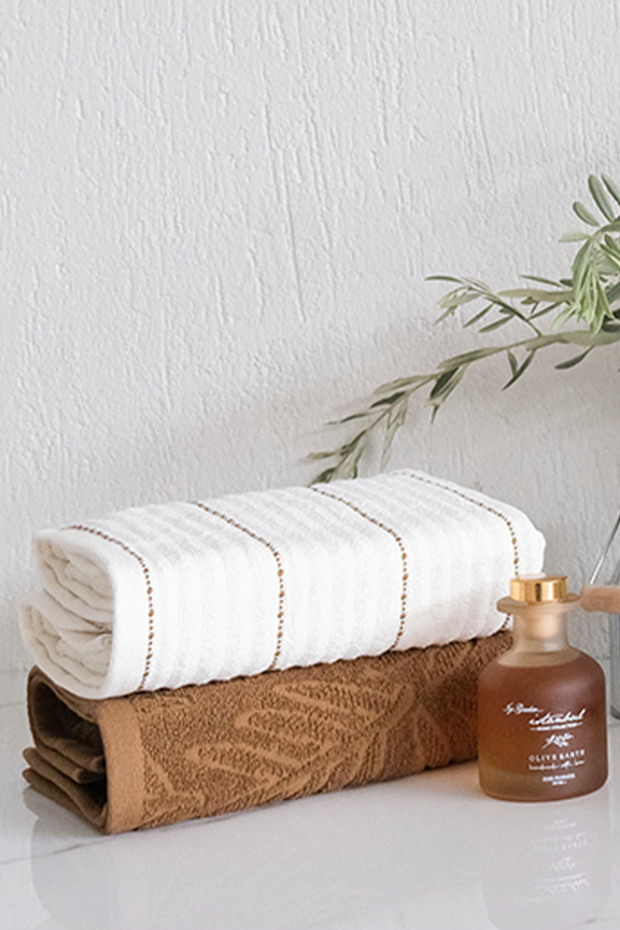 Oda Scented Towel Set Olive Earth Brown (50 X 90 cm)