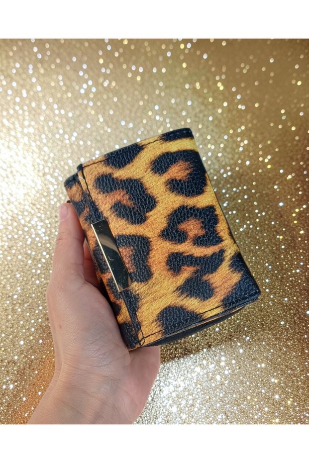 Women's Leopard Small Wallet with 4 Card Holders and Zipper