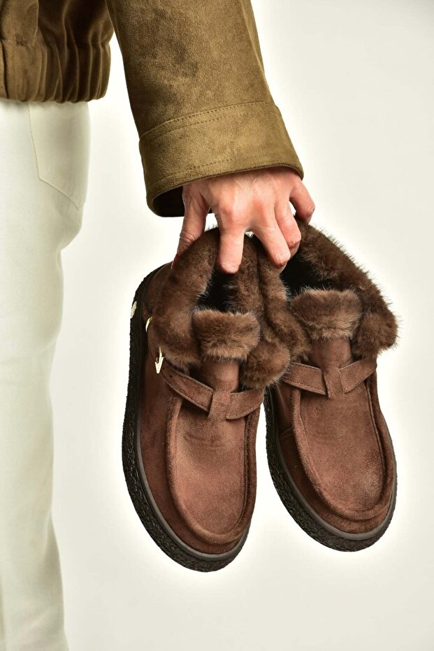 Z380576302 Brown Suede Artificial Fur Women's Boots