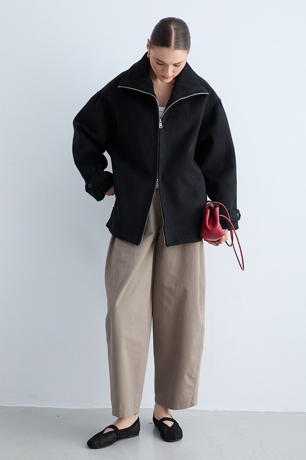 Women's Zippered Stand Collar Oversize Coat with Wide Sleeves and Pocket Detail Short Coat - Black