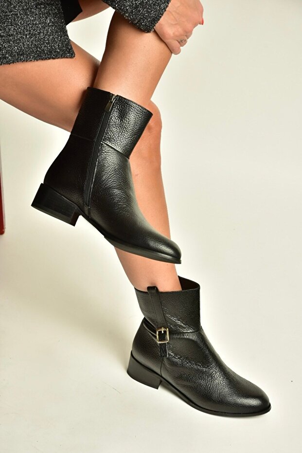 Z752554103 Black Genuine Leather Daily Women's Boots