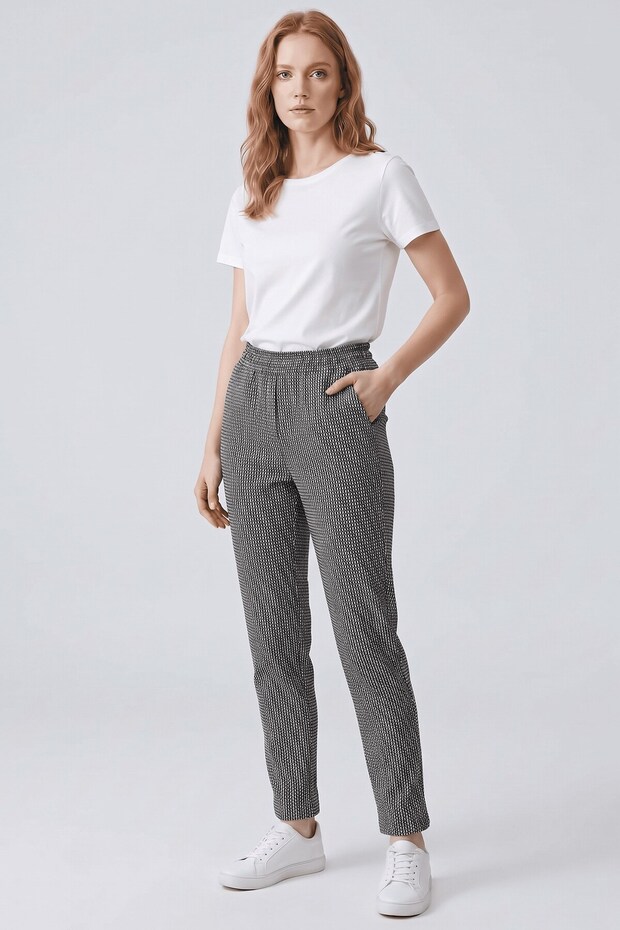 Women's Black and White Elastic Waist High Waist Gingham Pocket Fabric Trousers