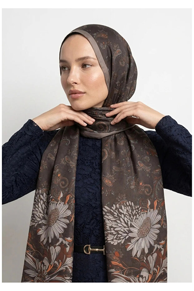 Patterned Silk Shawl (70% Modal, 30% Silk)