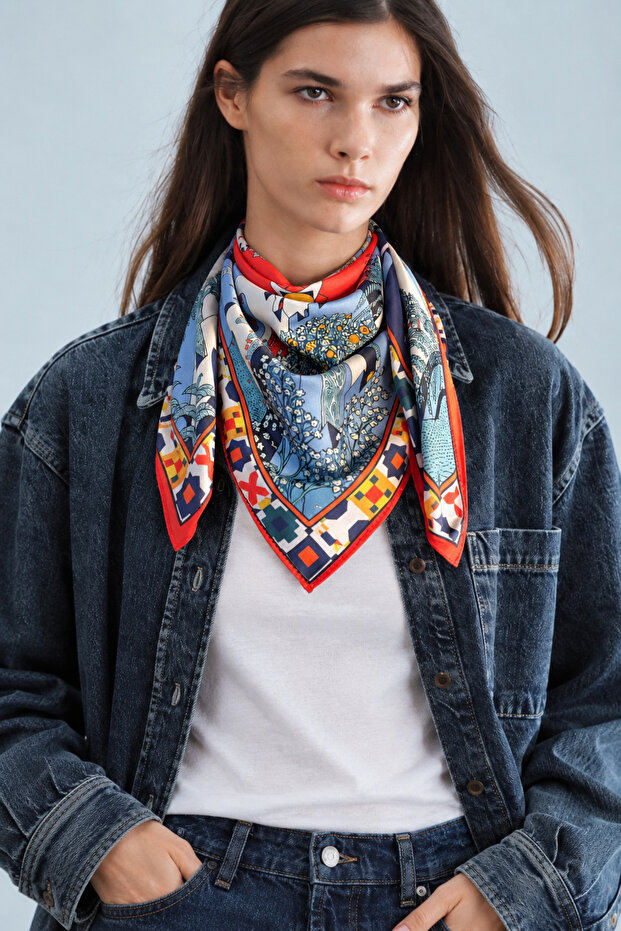 Betty Jean Scarf 70*70 cm