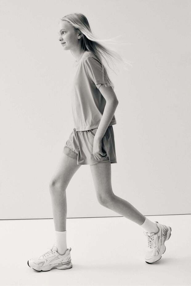 Running shorts with DryMove™