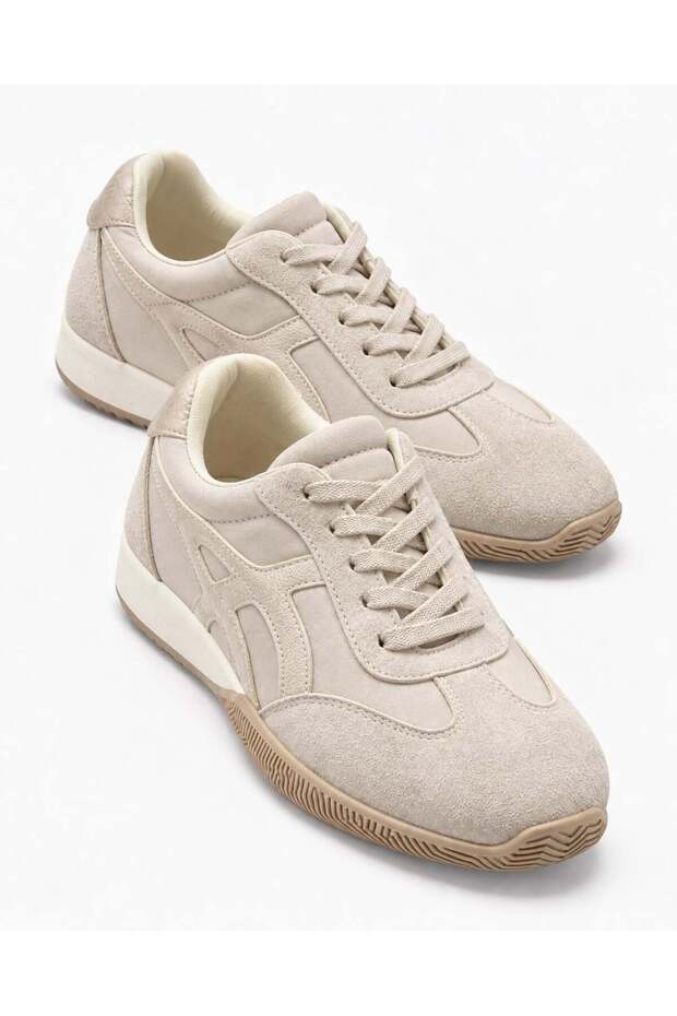 Double-Faced Leather Women's Sports Shoes; Beige