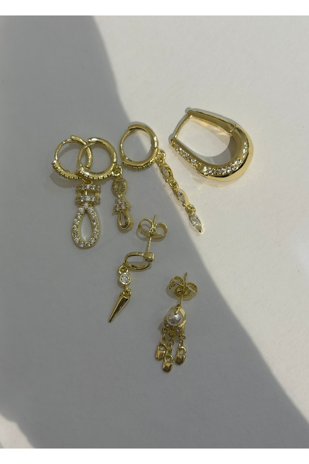 Multiple Set of 6 Earrings