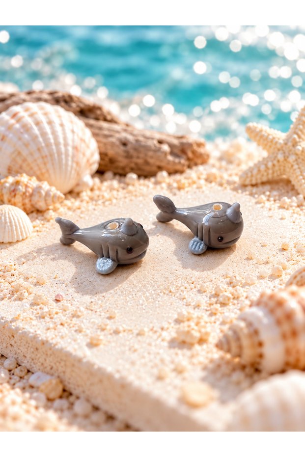 Handmade Murano Glass Gray Shark Beads (2 Pieces)