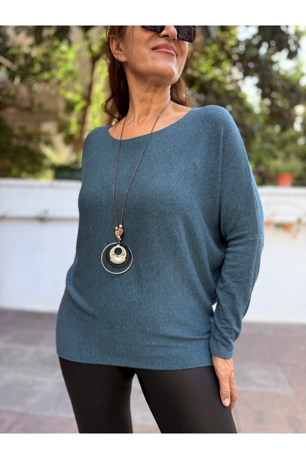 Italian Soft Textured Knitwear with Pendant Petrol Blue