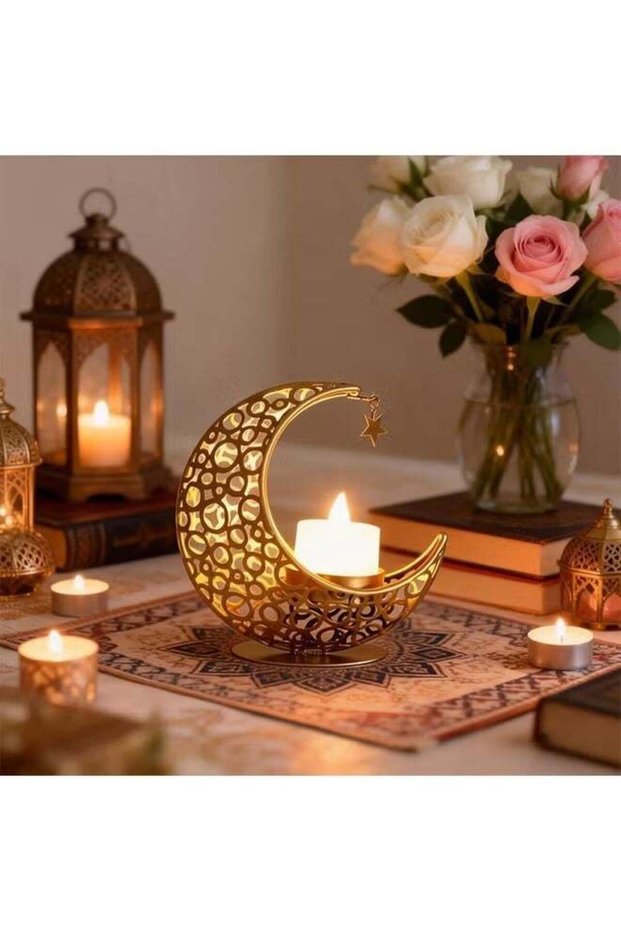 Mini Golden Hollow Cutout Crescent Moon Iron Candle Holder, Ramadan Eid Tabletop Aromatherapy Candl