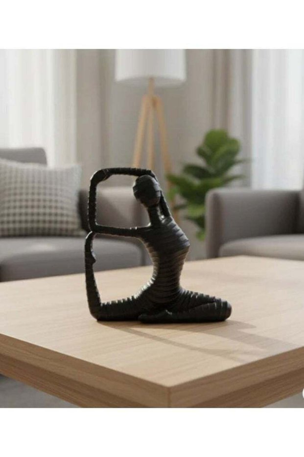 AKDC Modern Ceramic Yoga Girl Figurine – Black Meditative Sitting Pose Décor 16 cm