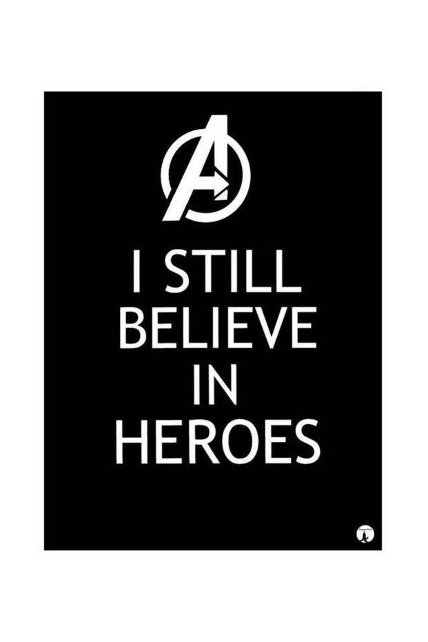 I Still Believe In Heroes Themed Metallic Plate Black/White 20x15cm