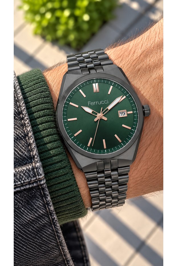 Black Steel Strap, Green Dial, Men's Wristwatch with Calendar in Stylish Box