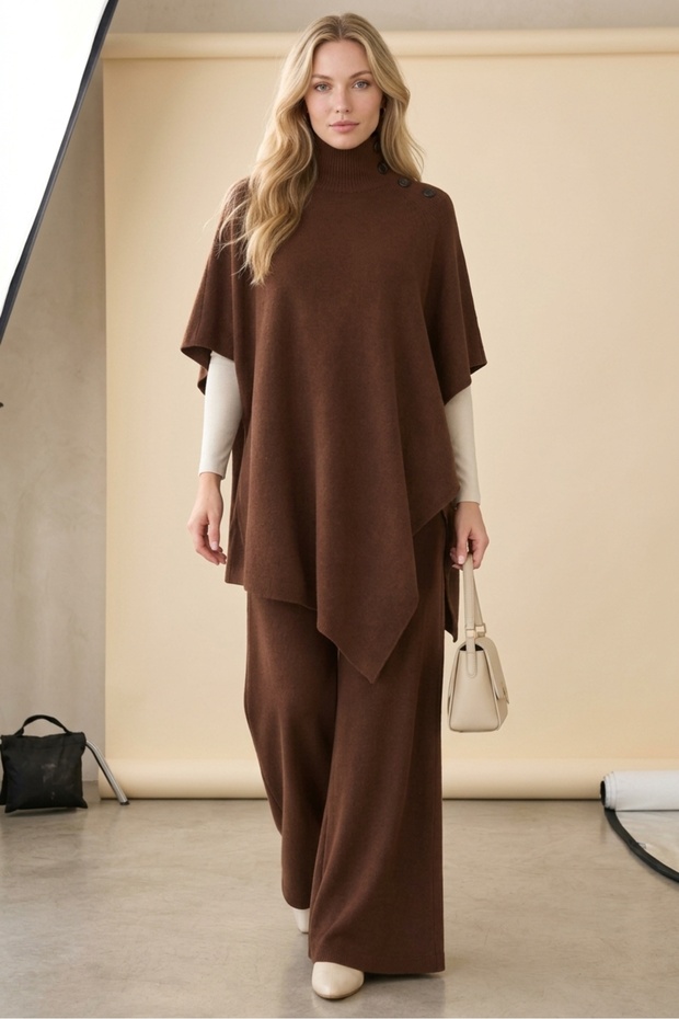 Women's Knitwear Poncho Pants Suit