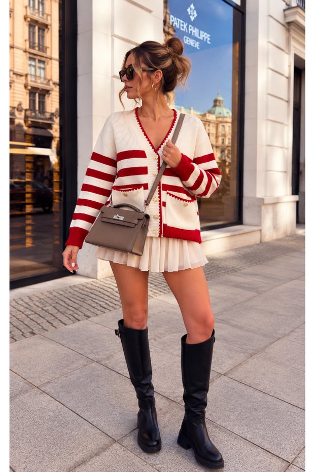 Buttoned V-Neck City Chic Cardigan