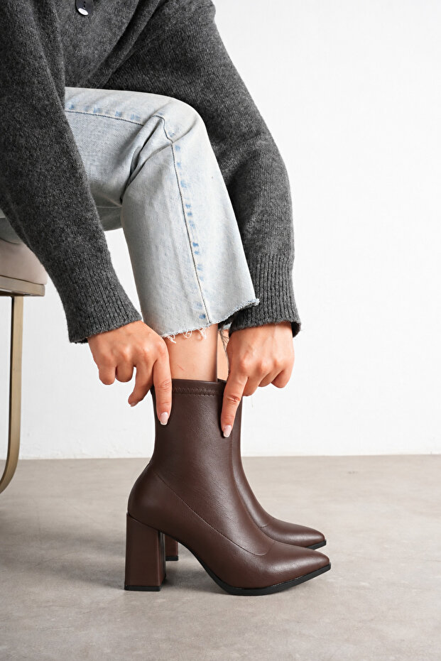 Women's Brown Stretch High Heel Pointed Toe Heeled Boots 9(cm)