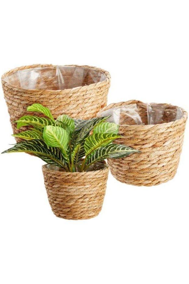 Set of 3 Woven Wicker Indoor Planter Baskets with Plastic Waterproof Liner, 3 Different Sizes Decor