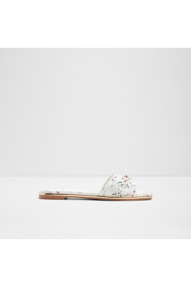Alamassi Ladies Multicolor Flat Sandals