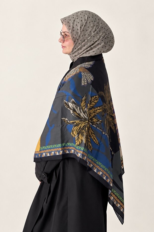 Palm Tree Pattern Shoulder Shawl